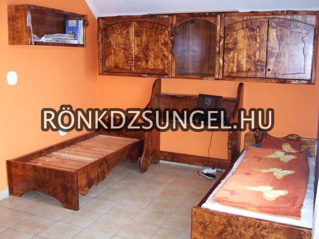 Lakberendezési termékek, bútorok-7